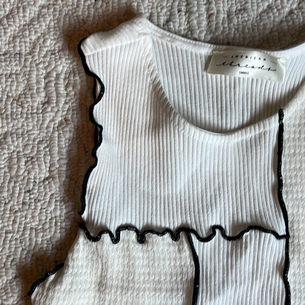 American Threads Tank - Picture 2 of 3